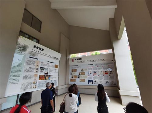 清風育人培根鑄魂，廉韻潤心筑牢防線——邵陽縣第七高級中學組織教職工參觀廉潔文化教育中心并開展文化藝術交流活動